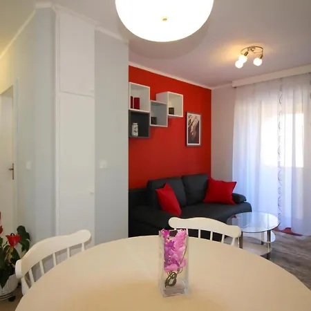 Tancel In Strandnaehe, Klimatisiert * Poreč